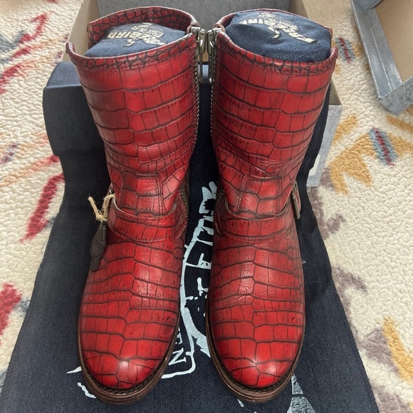 Freebird Boots •Carlito (size 9) Red - Picture 6 of 9